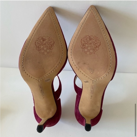 Vince Camuto Carlotte Suede Leather Pointed Toe Pumps - Picture 10 of 13